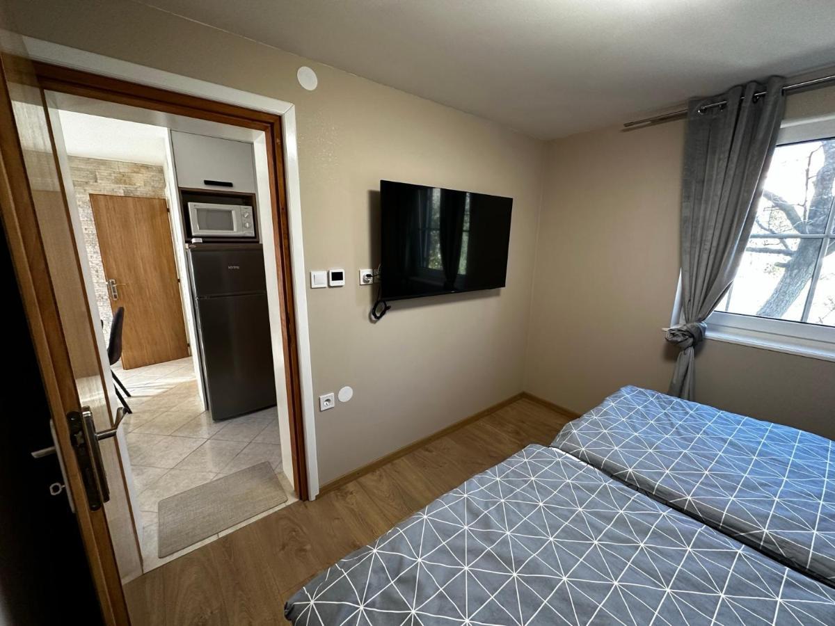 Apartman Veronika Vrsi Dış mekan fotoğraf