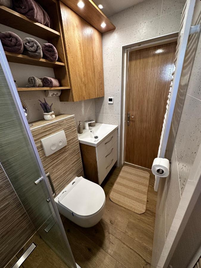 Apartman Veronika Vrsi Dış mekan fotoğraf