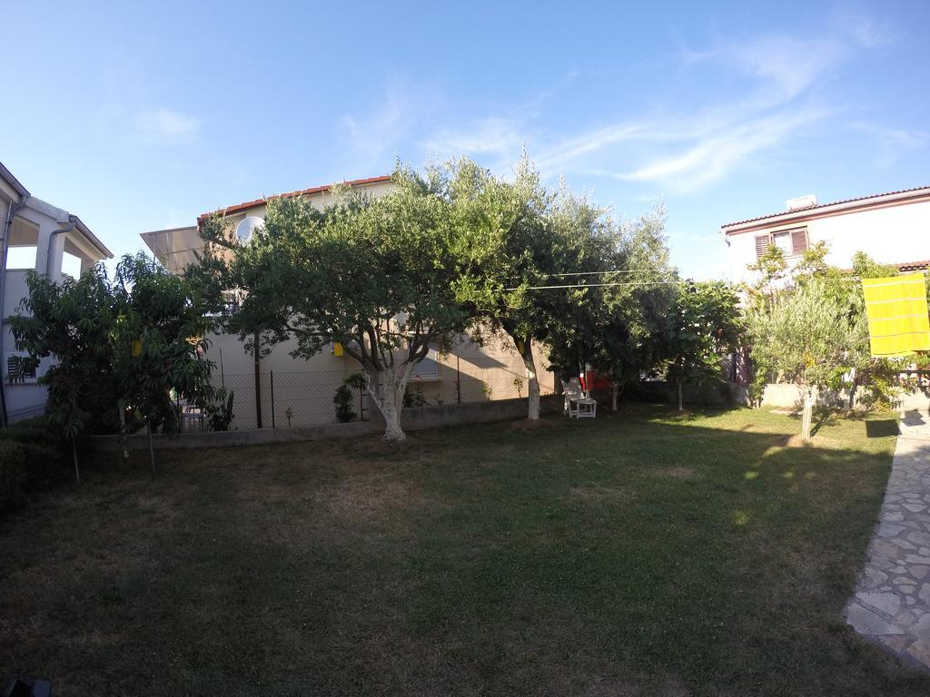 Apartman Veronika Vrsi Dış mekan fotoğraf