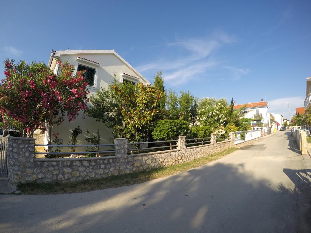 Apartman Veronika Vrsi Dış mekan fotoğraf