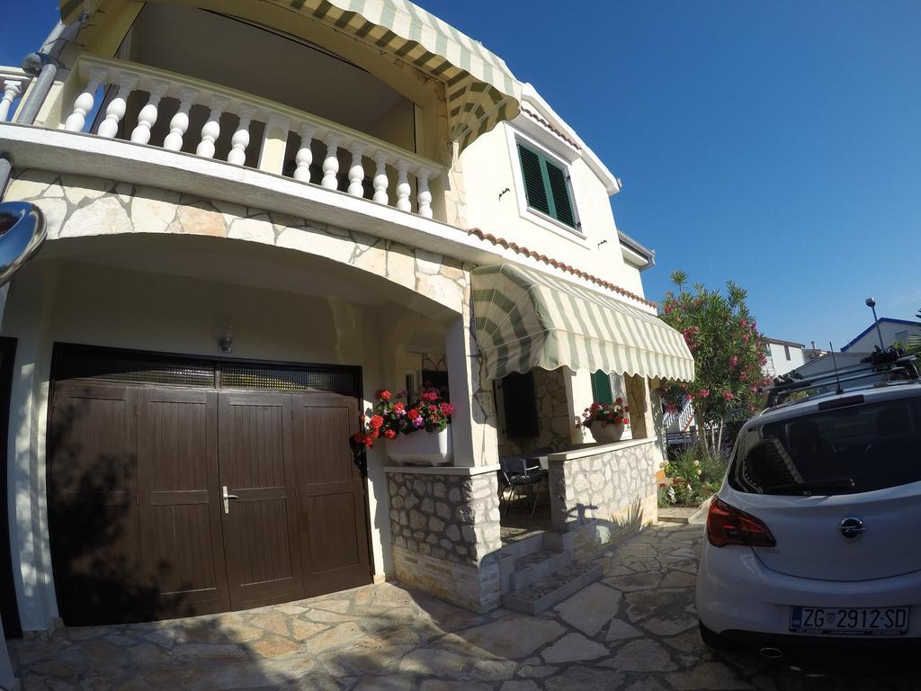 Apartman Veronika Vrsi Dış mekan fotoğraf