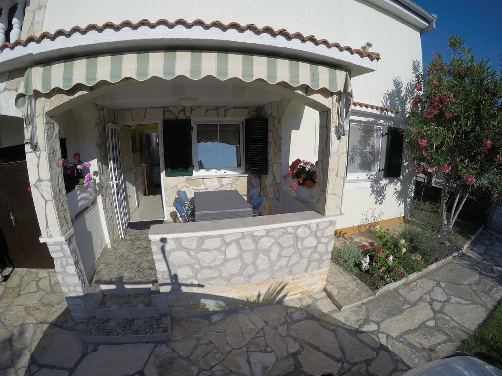Apartman Veronika Vrsi Dış mekan fotoğraf